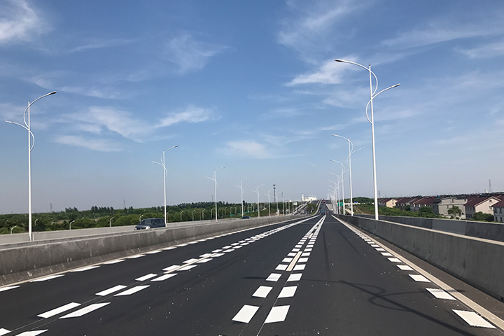 道路縱向減速標(biāo)線